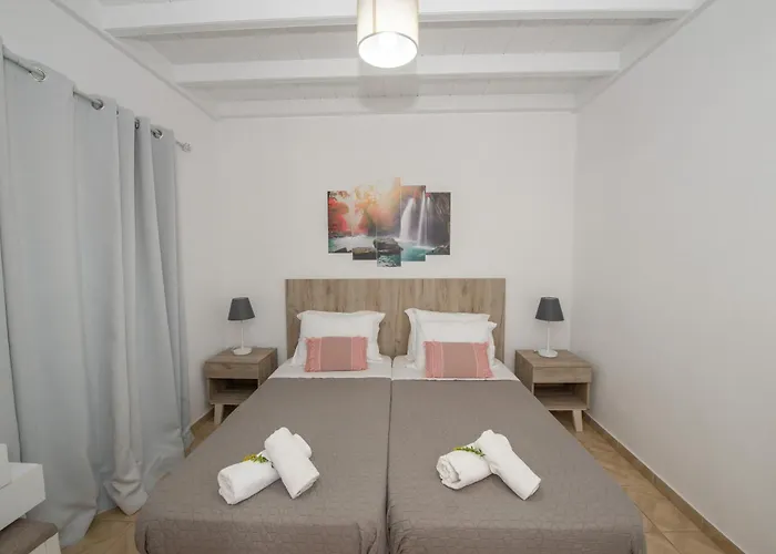 Paola House Agios Stefanos